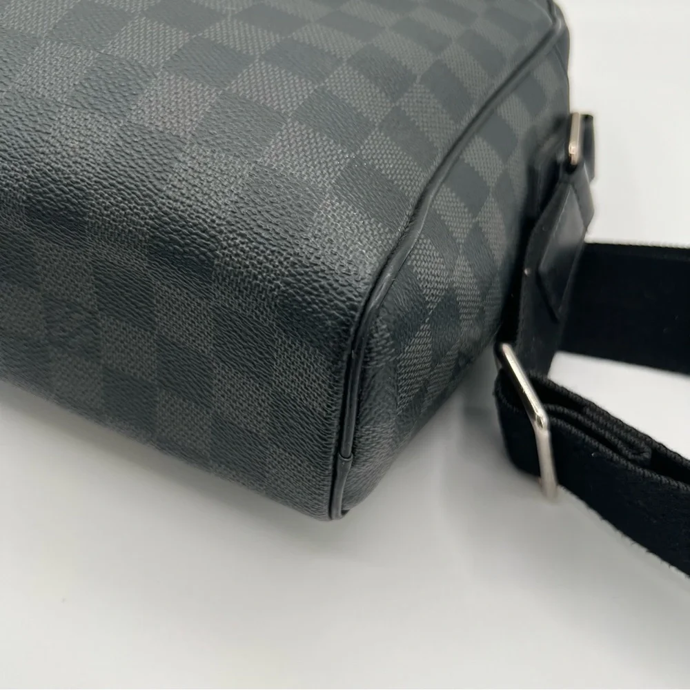 Louis Vuitton Black and Gray Damier Graphite Messenger Bag